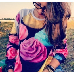 Pull fleurs multicouleur