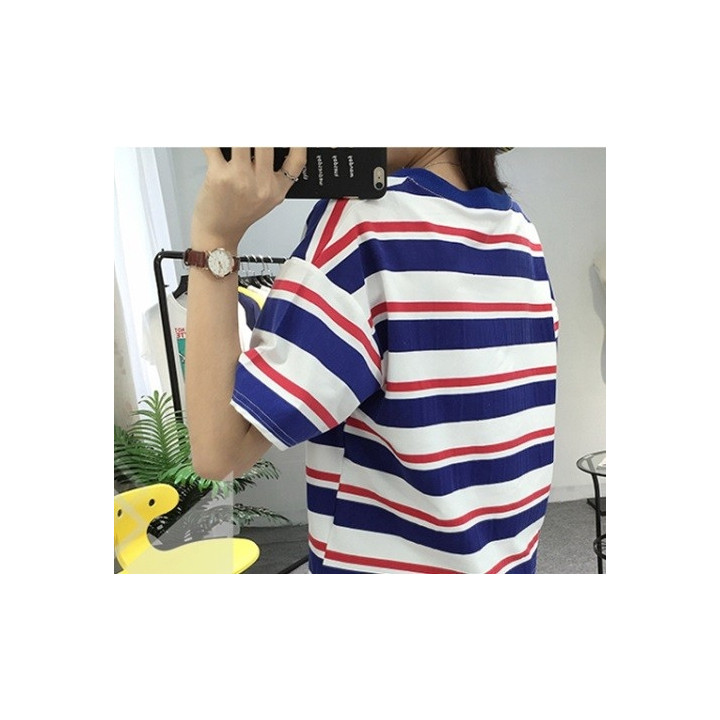 T-Shirt coréen rayures bleues et rouges