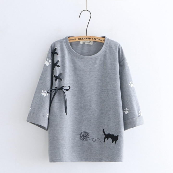 T-shirt trois lacets chat