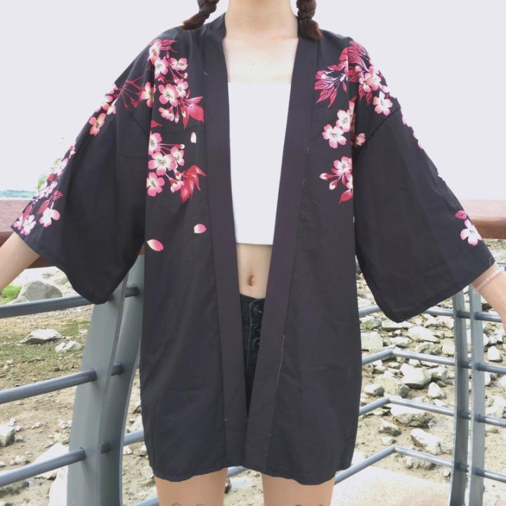Kimono japonais Manches courtes Col V Poissons - noir face