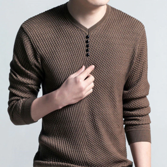Pull à encolure boutonnée