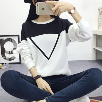 Pull noir et blanc