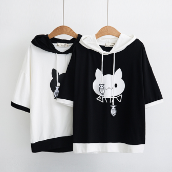 T-shirt à capuche chat