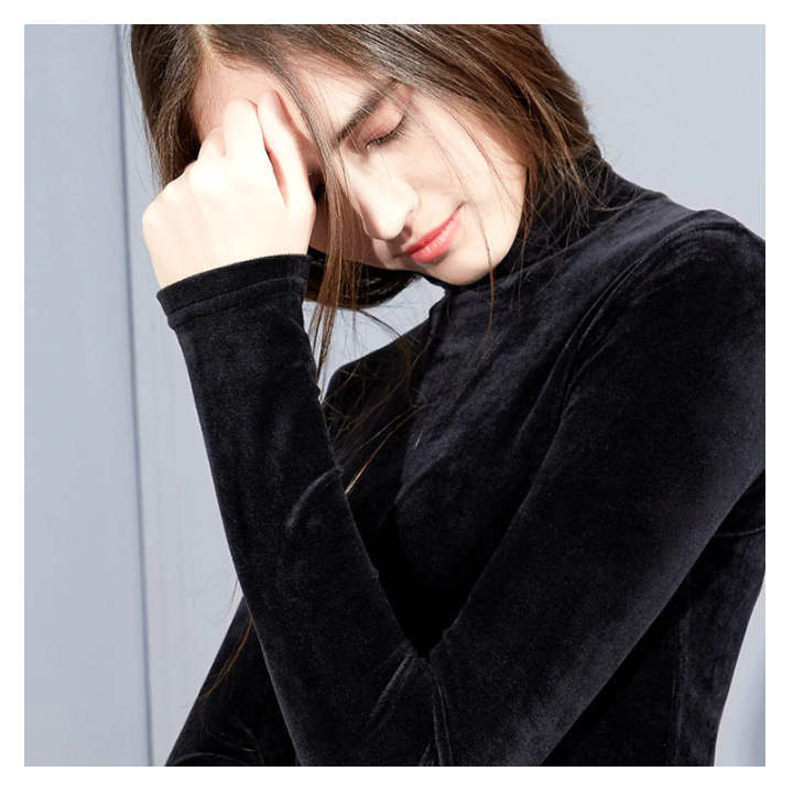 Pull col roulé effet velours