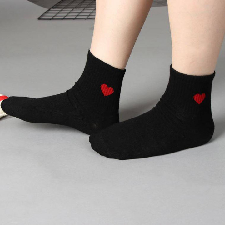 Chaussettes coeur rouge Kawaii Noir
