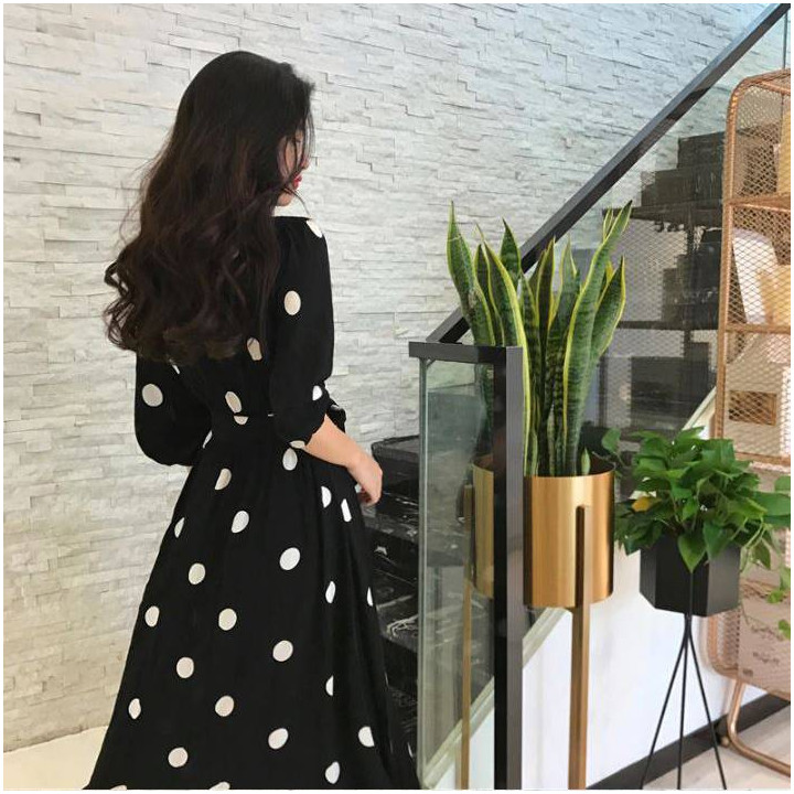 Robe longue à pois