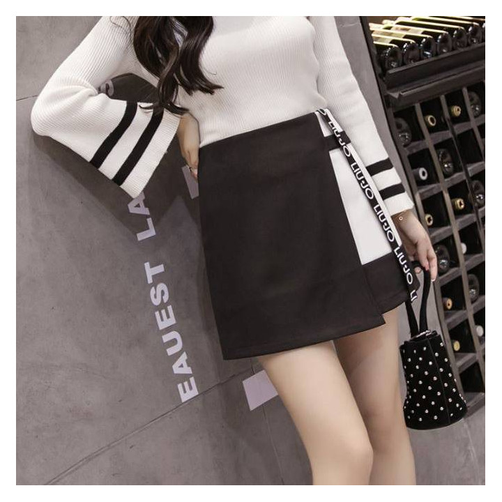 Jupe taille haute asymétrique