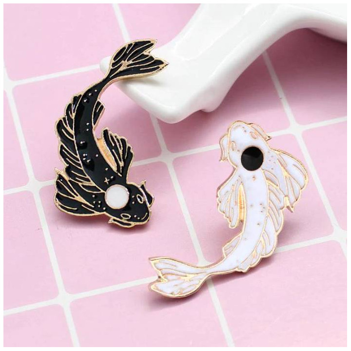 Vêtements japonais et coréens pour homme et femme - Accessoirs pour homme et femme - Broche Carpe