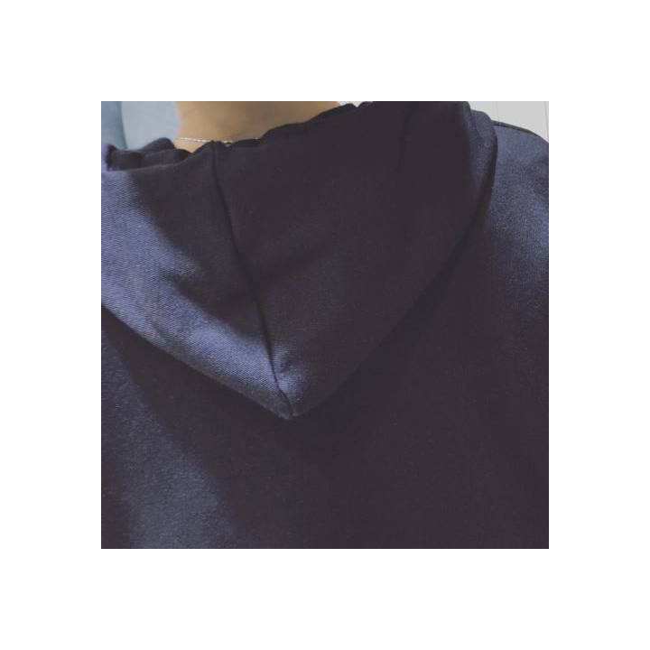 T-shirt à capuche Nekkuresu