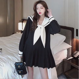 Robe Plissée Nōdo