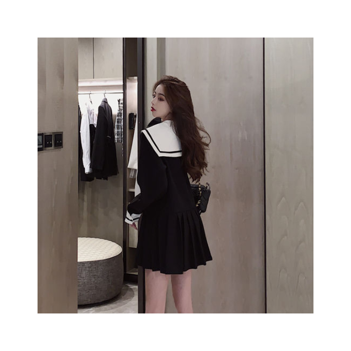 Robe Plissée Nōdo