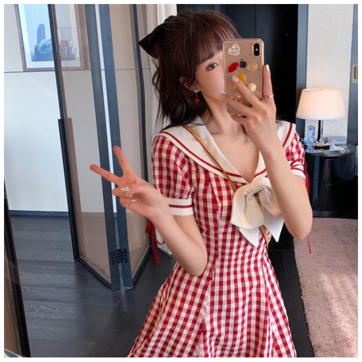 Robe à Carreaux Aka