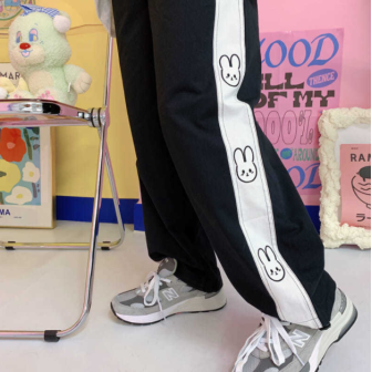Pantalon Torakkusūtsu