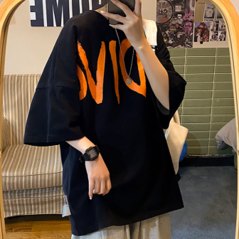 T-shirt Retāzu