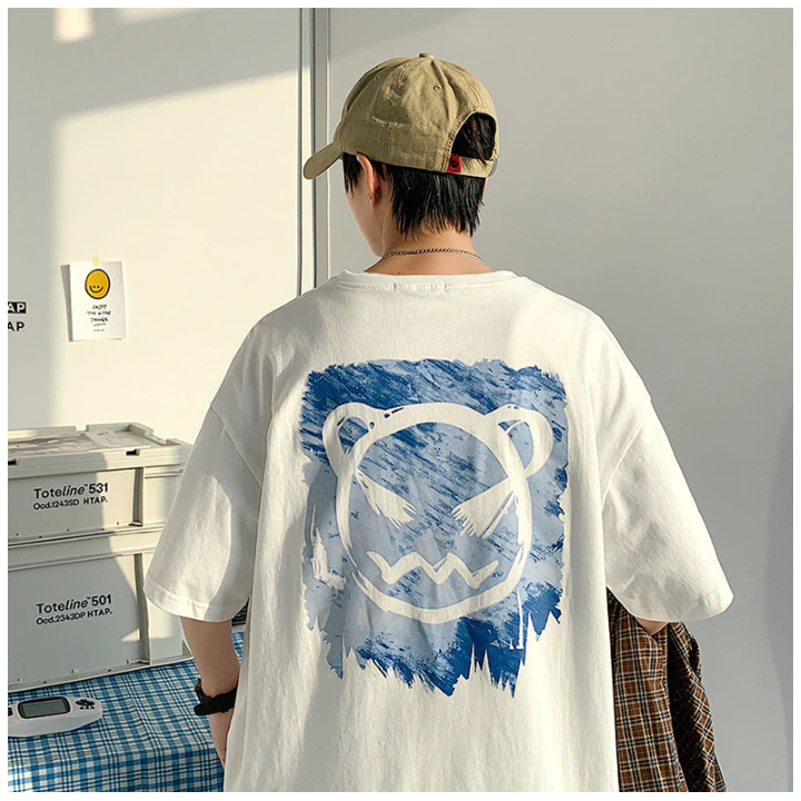 T-shirt Angurī