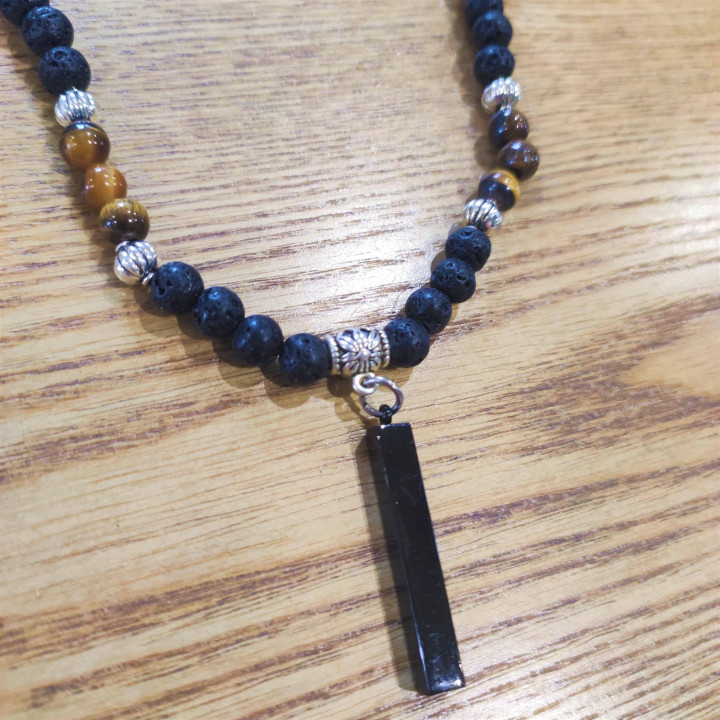 Collier Chibetto hito