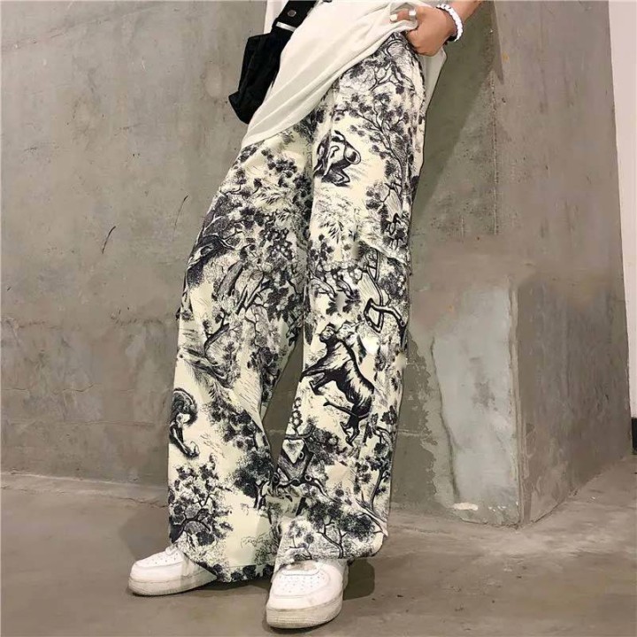 Vêtements japonais et coréens pour filles - Vêtements japonais et coréens pour filles - Pantalon Ample à motif Gurafiti