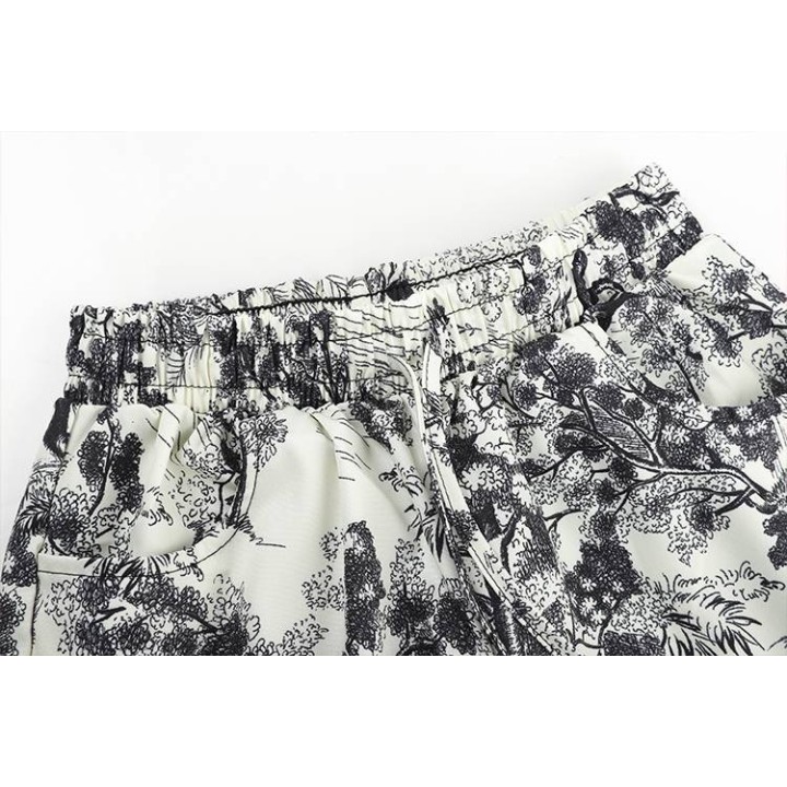 Vêtements japonais et coréens pour filles - Vêtements japonais et coréens pour filles - Pantalon Ample à motif Gurafiti