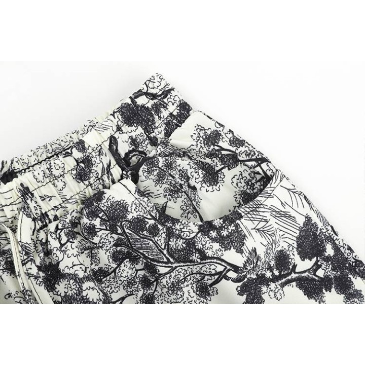 Vêtements japonais et coréens pour filles - Vêtements japonais et coréens pour filles - Pantalon Ample à motif Gurafiti