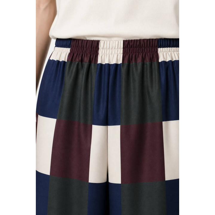 Pantalon ample — détail produit