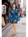 Kimono imprime — lifestyle extérieur