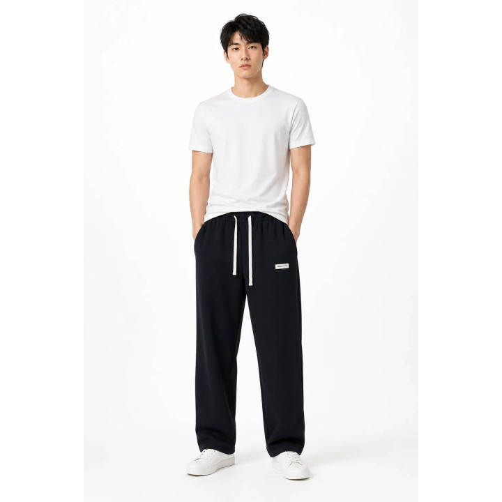 Pantalon droit — porté de face