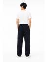 Pantalon droit — porté de dos