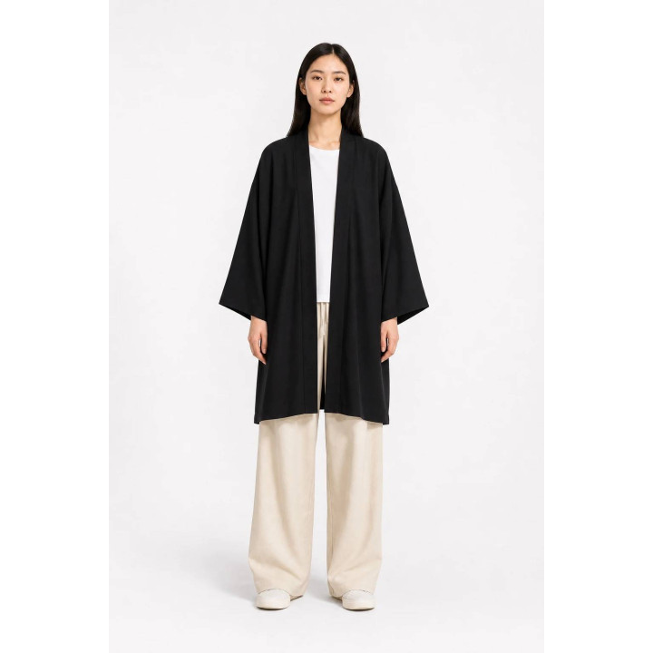 Kimono Floral Kurosora — Noir — mannequin femme face