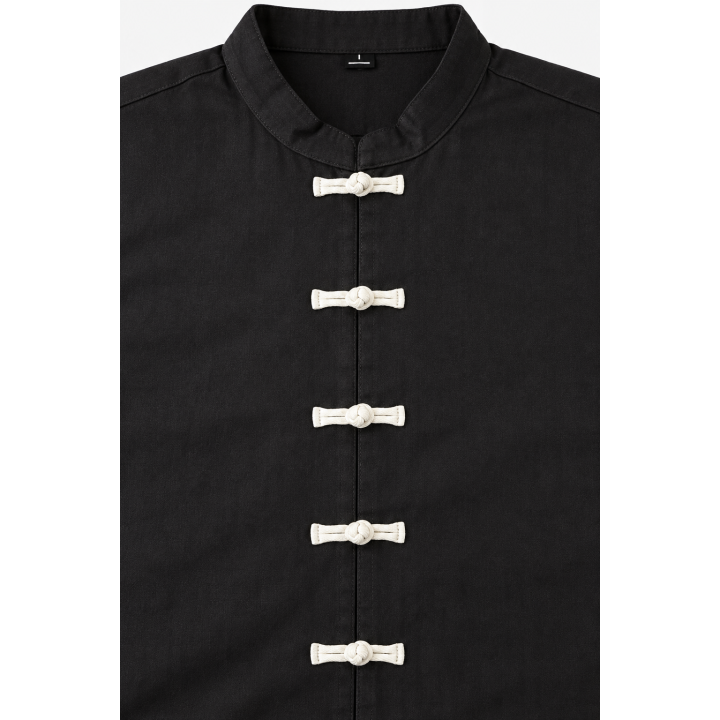 Chemise Noire à Brandebourgs