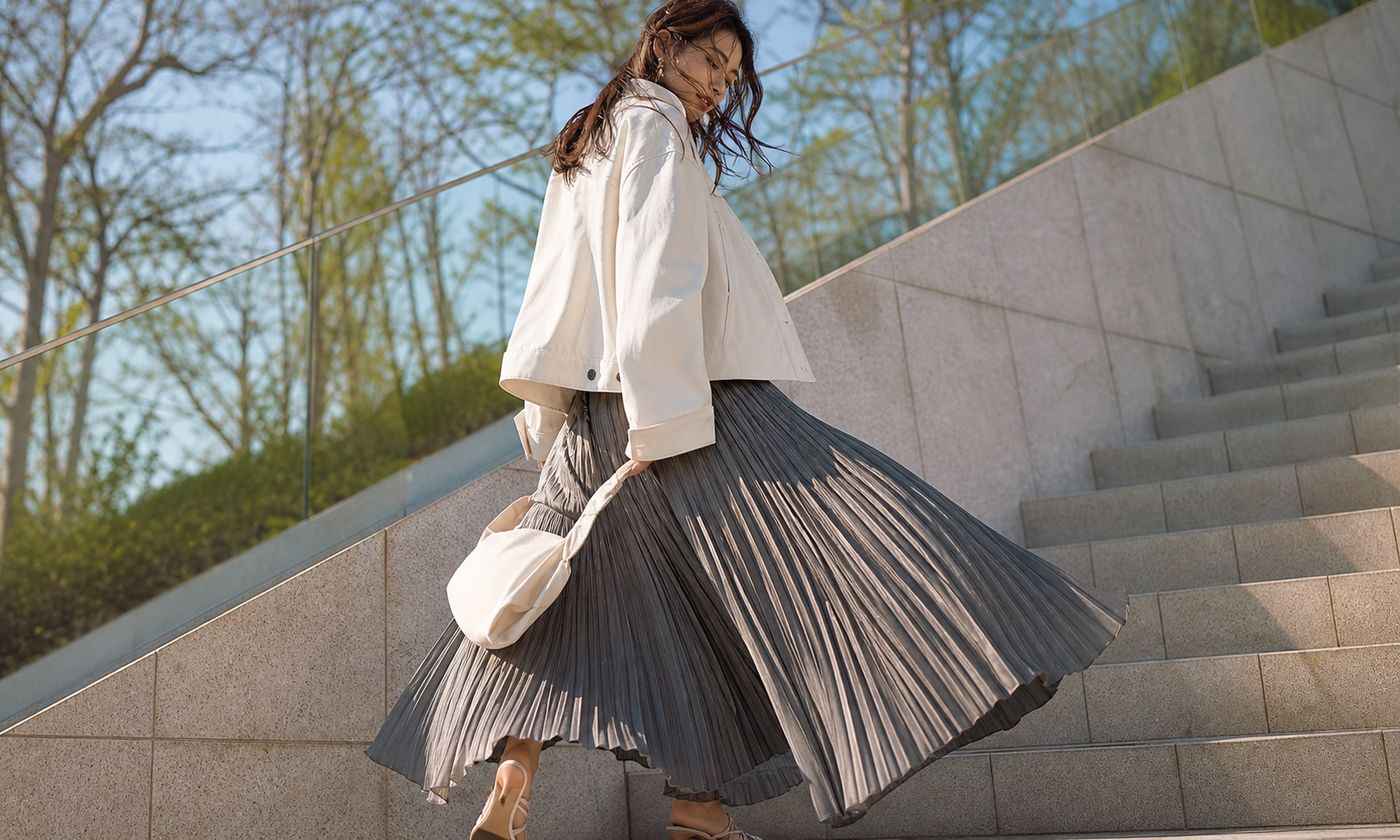 La jupe japonaise : plis, mouvement et allure au quotidien